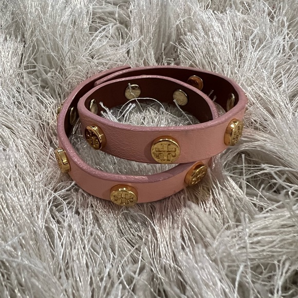 Tori Burch Leather Double Wrap Logo Bracelet - Picture 1 of 4